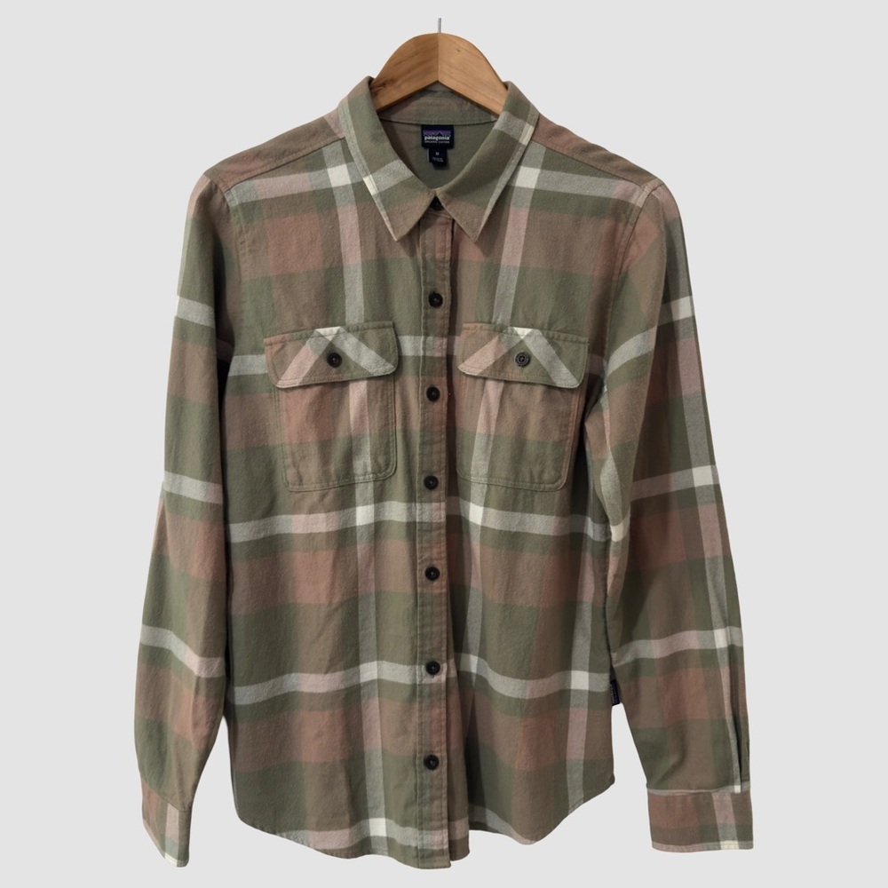 Patagonia Collared Button Down Green Plaid Shirt M